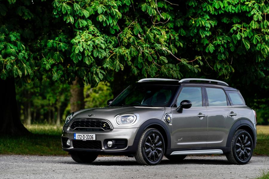  Mini Cooper S E Countryman ALL4 (F60) 2017 года  (UK) (фото 17 из 28)